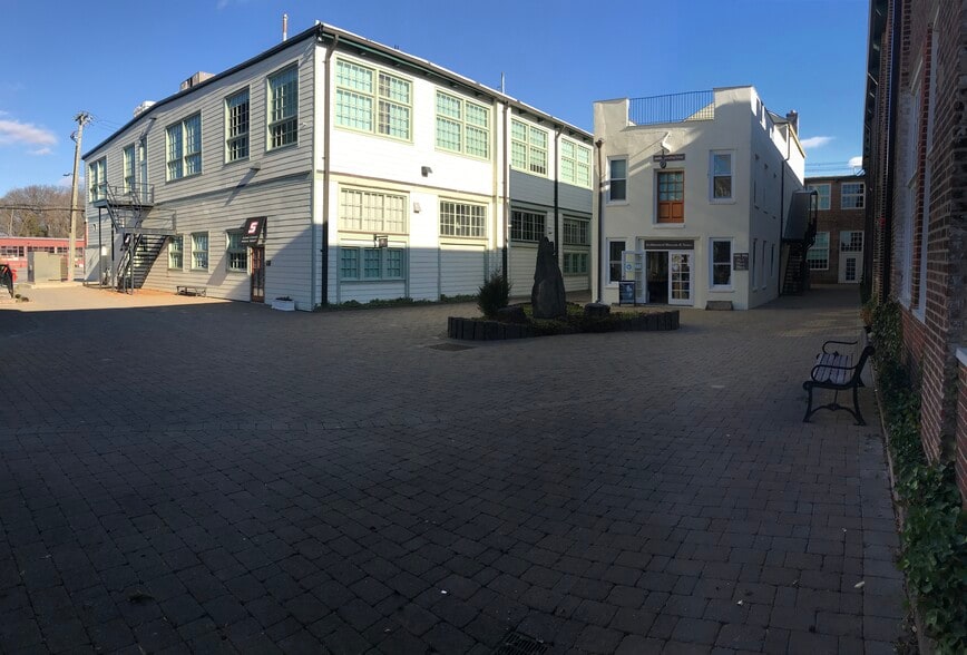 More Photos Of 1 Bridge St, Irvington Office For Lease