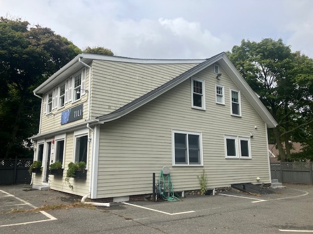 More Photos Of 11 Vinnin St, Salem Loft Creative Space For Lease