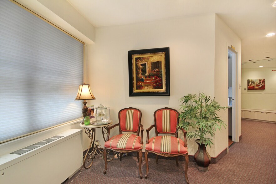 More Photos Of 400 E 57th St, New York Apartments For Lease