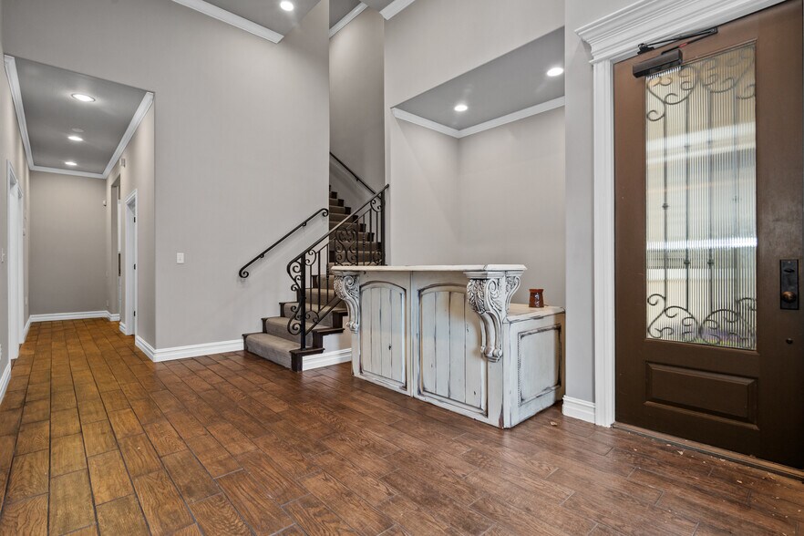 More Photos Of 6281 E 120th Ct, Tulsa Medical For Lease