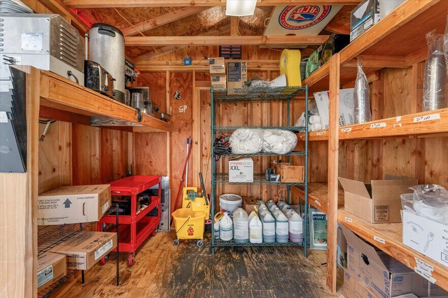 More Photos Of 404 CA-3 Hwy, Etna Restaurant For Sale