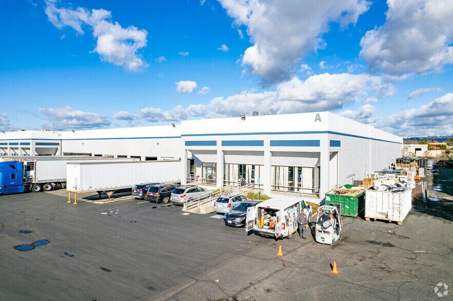 More Photos Of 3335-3343 Arden Rd, Hayward Warehouse For Lease