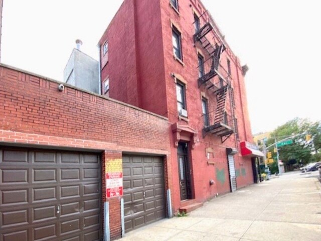 More Photos Of 2296 2nd Ave, New York Multifamily For Sale