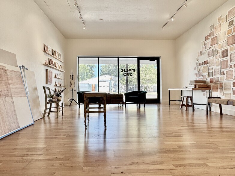More Photos Of 120 E Tonhawa St, Norman Storefront Retail Office For Lease