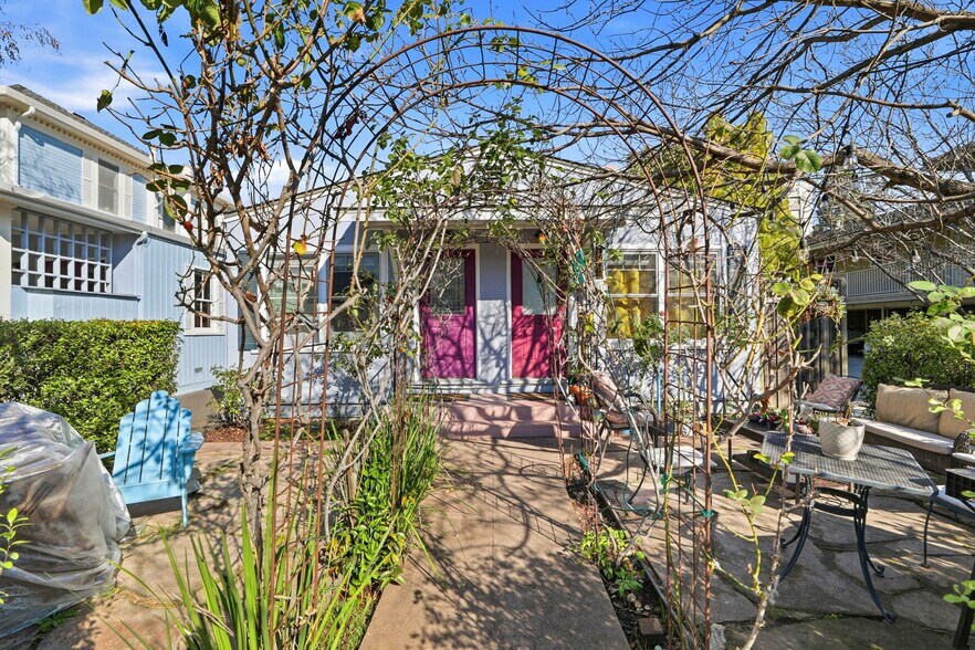 More Photos Of 809--823 Cowper St, Palo Alto Apartments For Sale