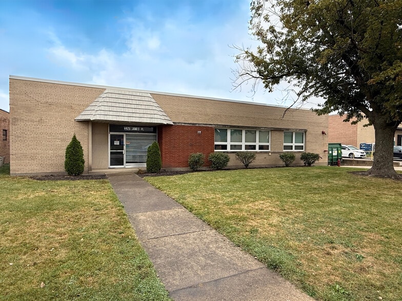 More Photos Of 4425 James Pl, Melrose Park Warehouse For Sale