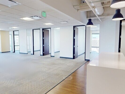 More Photos Of 1600 Stout St, Denver Medical For Lease