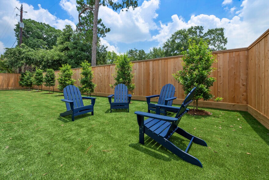 More Photos Of 1106 Witte Rd, Houston Office For Lease