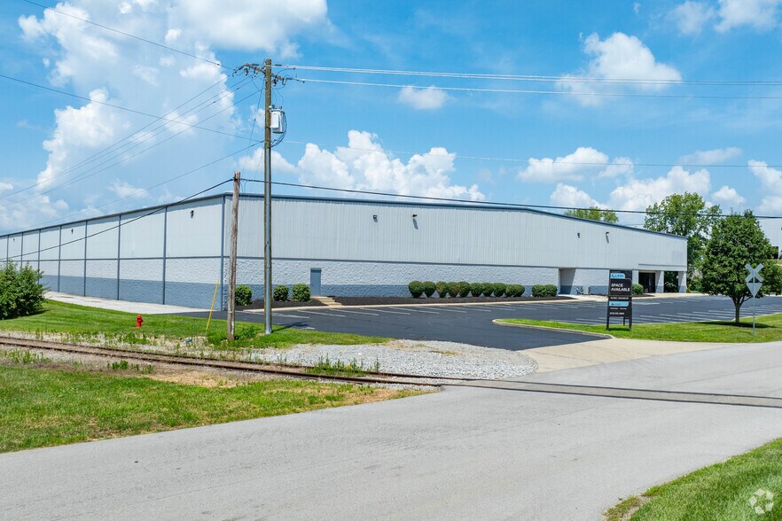 More Photos Of 375 Northpointe Dr, Fairfield Warehouse For Lease