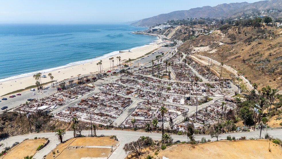 More Photos Of 16321 Pacific Coast Highway, Pacific Palisades Land For Sale