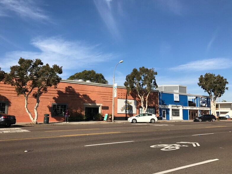 More Photos Of 1010 S Coast Hwy 101, Encinitas Storefront Retail Office For Lease