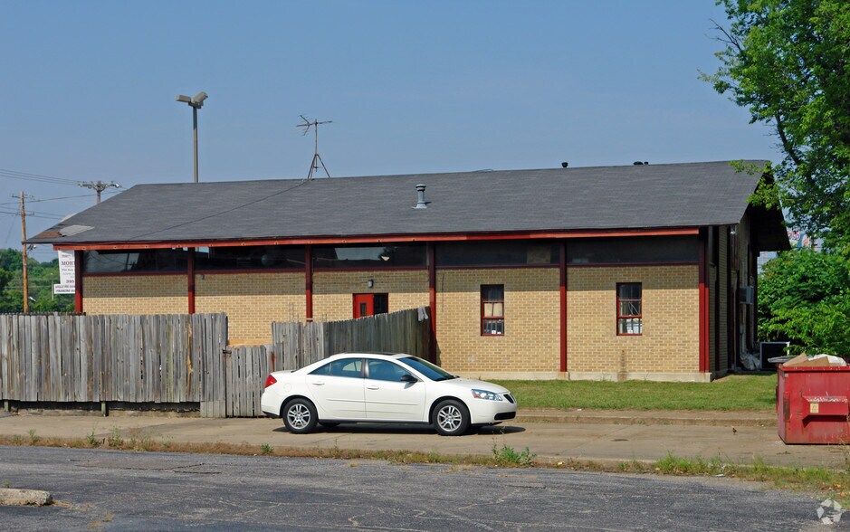 More Photos Of 1636 Winchester Rd, Memphis Restaurant For Sale