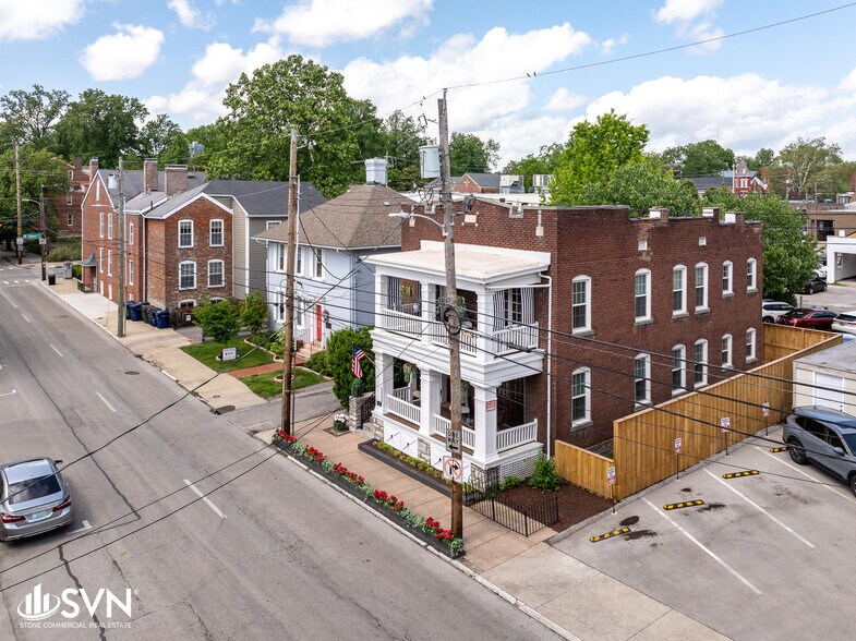 More Photos Of 115 W 2nd St, Lexington Office For Lease