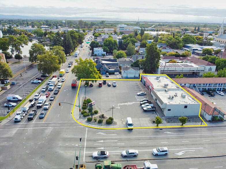 More Photos Of 420 9th St, Marysville Freestanding For Sale