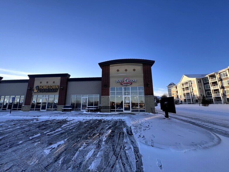 More Photos Of 11565 Theatre Dr, Champlin Unknown For Lease