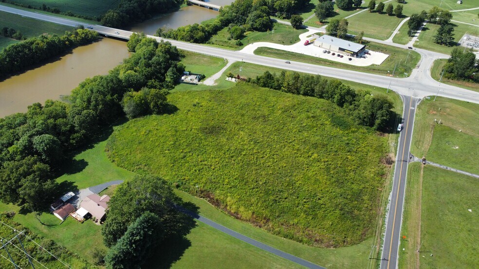 More Photos Of Scottsville @ Rapids Road, Franklin Land For Lease