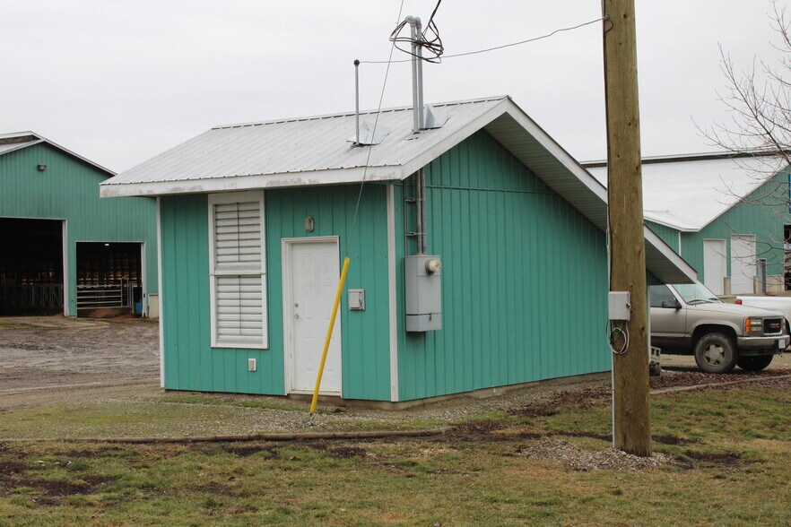 More Photos Of 4809 Back Enderby Rd, Armstrong Land For Sale