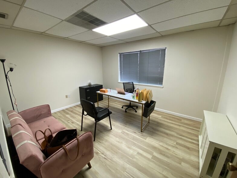 More Photos Of 1117 Lone Palm Ave, Modesto Loft Creative Space For Lease