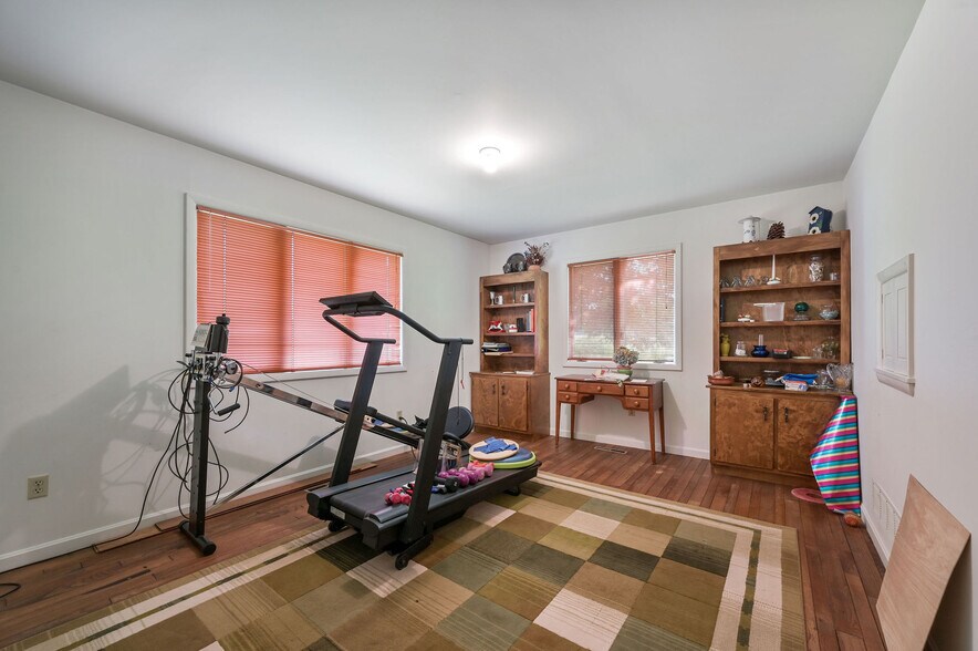 More Photos Of 9155 Campbell Ln, Bridgeville Office For Sale