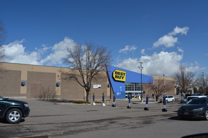 More Photos Of 13801 E Mississippi Ave, Aurora Freestanding For Sale