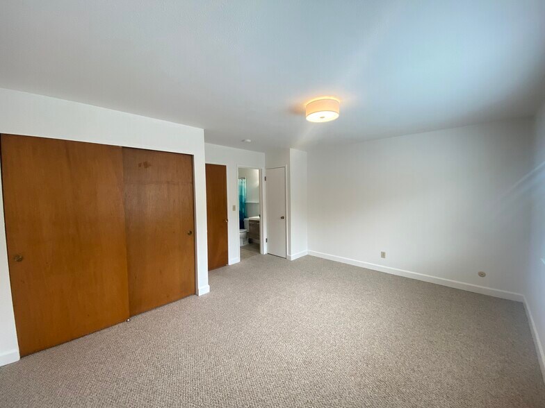 More Photos Of 140 Bay St, Santa Cruz Apartments For Sale