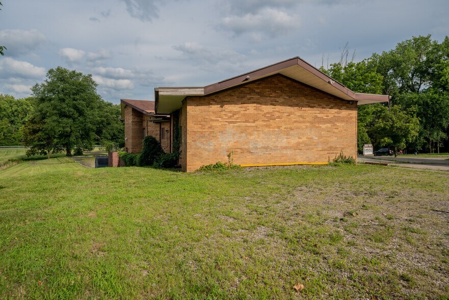 More Photos Of 2618 Bethesda Ave, Columbus Religious Facility For Sale