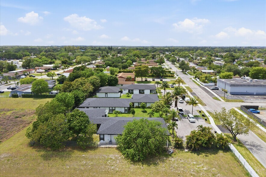 More Photos Of 6032 SW 25th St, Miramar Apartments For Sale