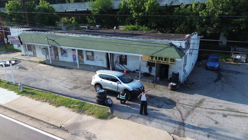 More Photos Of 2635-2637 Martin Luther King Jr Dr SW, Atlanta General Retail For Sale