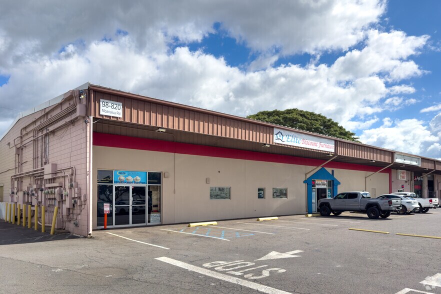 Primary Photo Of 98-820 Moanalua Rd, Aiea Storefront For Lease