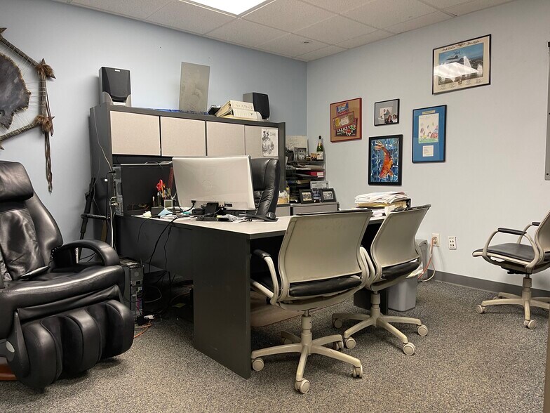 More Photos Of 4475 W 58th Ave, Arvada Light Distribution For Sale