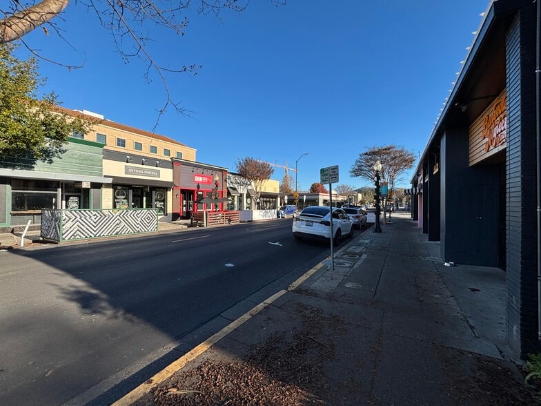 More Photos Of 1405-1417 2nd St, Napa Freestanding For Lease