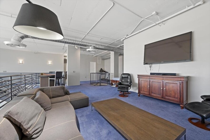 More Photos Of 900 S Las Vegas Blvd, Las Vegas Apartments For Sale