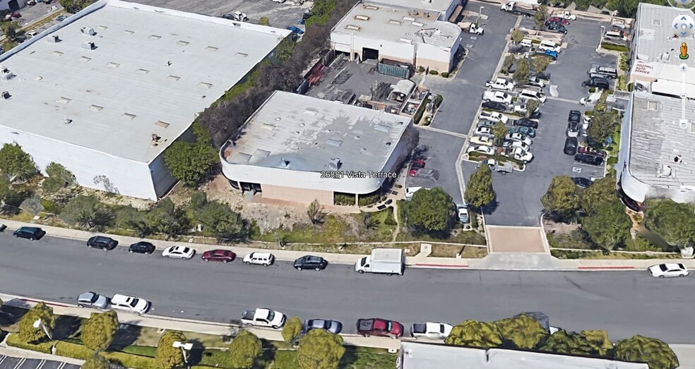 More Photos Of 26881 Vista Ter, Lake Forest Service For Lease