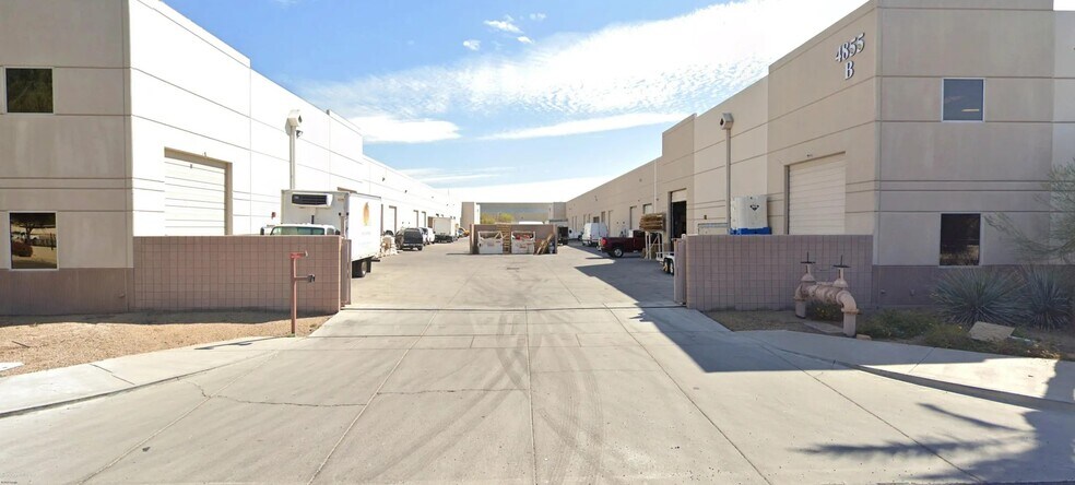 More Photos Of 4845 W McDowell Rd, Phoenix Unknown For Lease