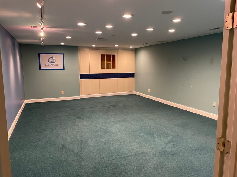 More Photos Of 2401 York Rd, Timonium Medical For Sale