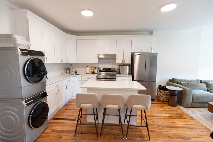 More Photos Of 1256 Bay St, Staten Island Apartments For Sale