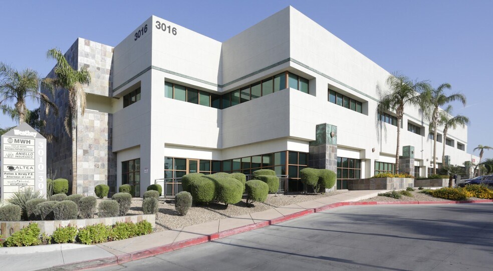 More Photos Of 3016 W Charleston Blvd, Las Vegas Medical For Lease