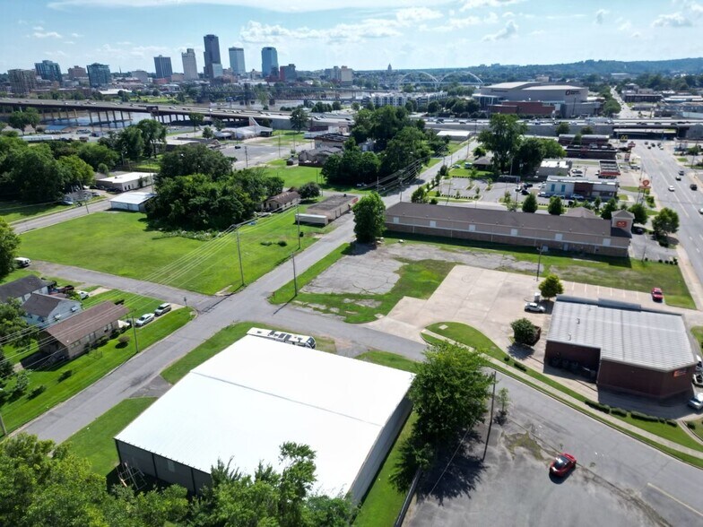 More Photos Of 200 N Cedar St, North Little Rock Warehouse For Lease