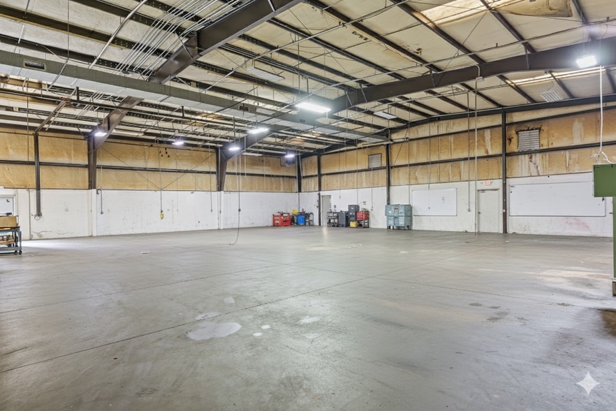 More Photos Of 913 Washington St, Graham Manufacturing For Sale