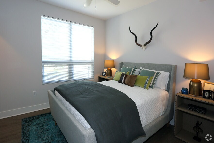 More Photos Of 7350 E Stetson Dr, Scottsdale Apartments For Lease