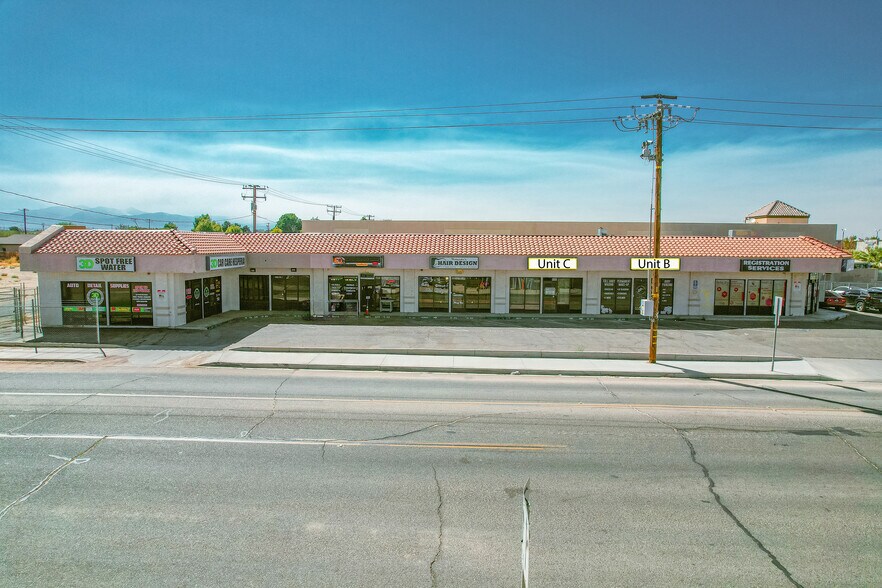 Primary Photo Of 14895 Bear Valley Rd, Hesperia Storefront Retail Office For Lease