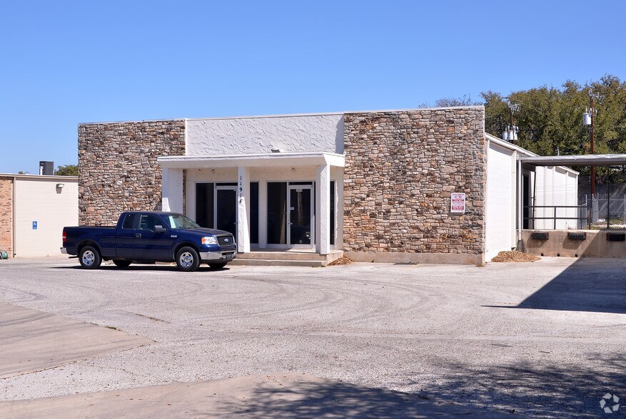 Primary Photo Of 11914 Radium St, San Antonio Warehouse For Lease