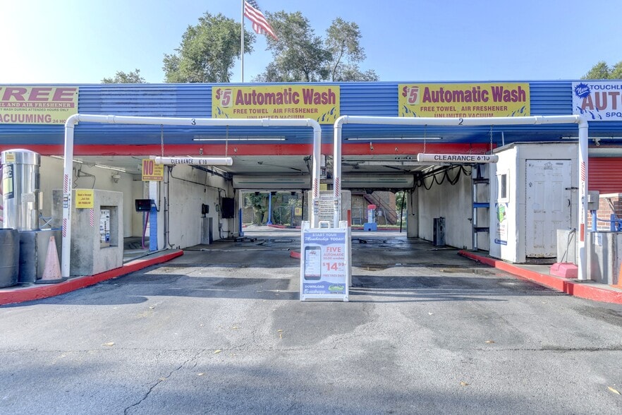 More Photos Of 2637 E 100th St, Chicago Carwash For Sale