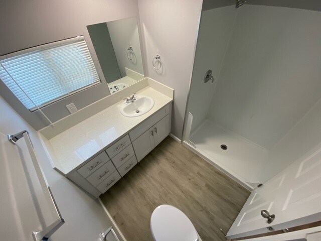 More Photos Of 5553 Willows Rd, Alpine Manufactured Housing Mobile Home Park For Sale