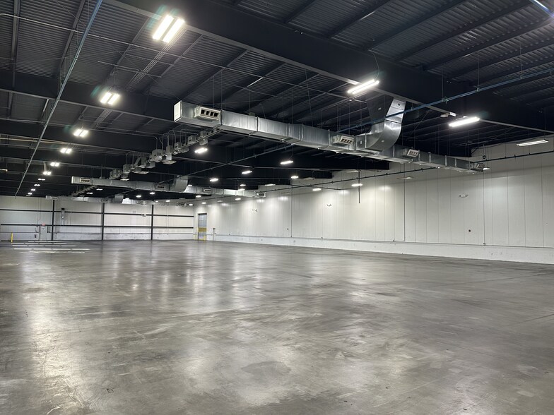 More Photos Of 2471 Innovation Dr, Auburn Manufacturing For Sale