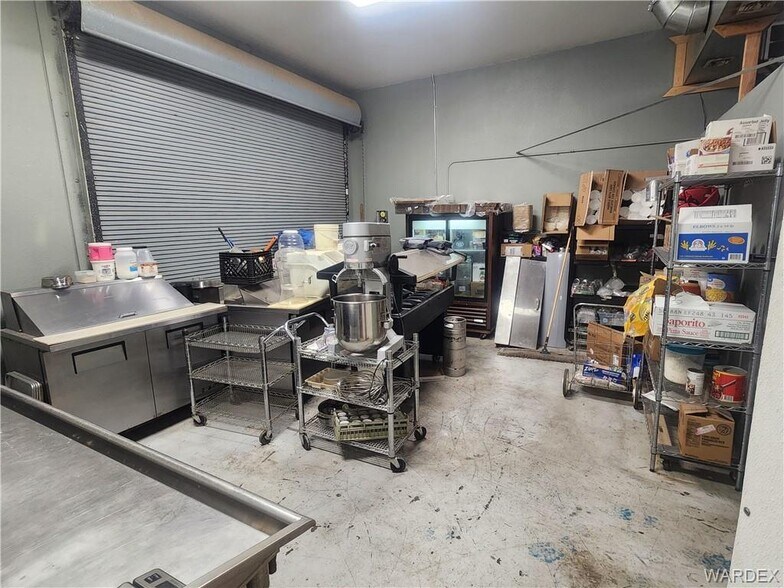 More Photos Of 165 Bradley Bay Dr, Meadview Restaurant For Sale