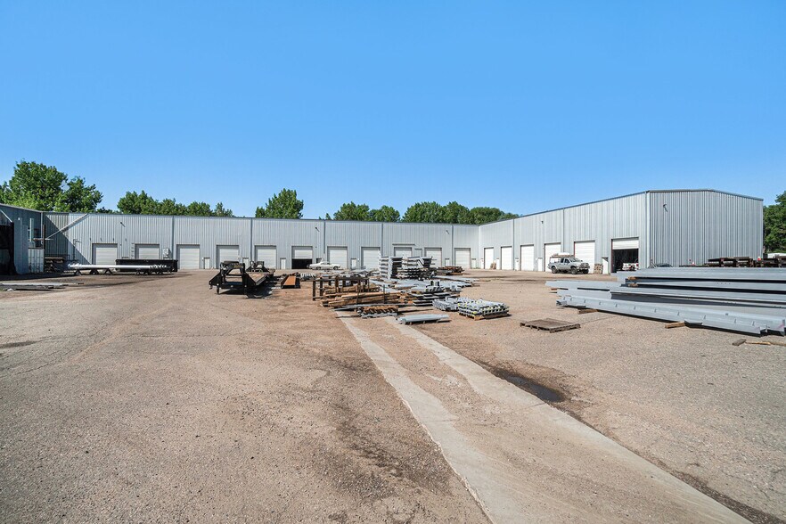 More Photos Of 170 SW 2nd St, Loveland Warehouse For Lease