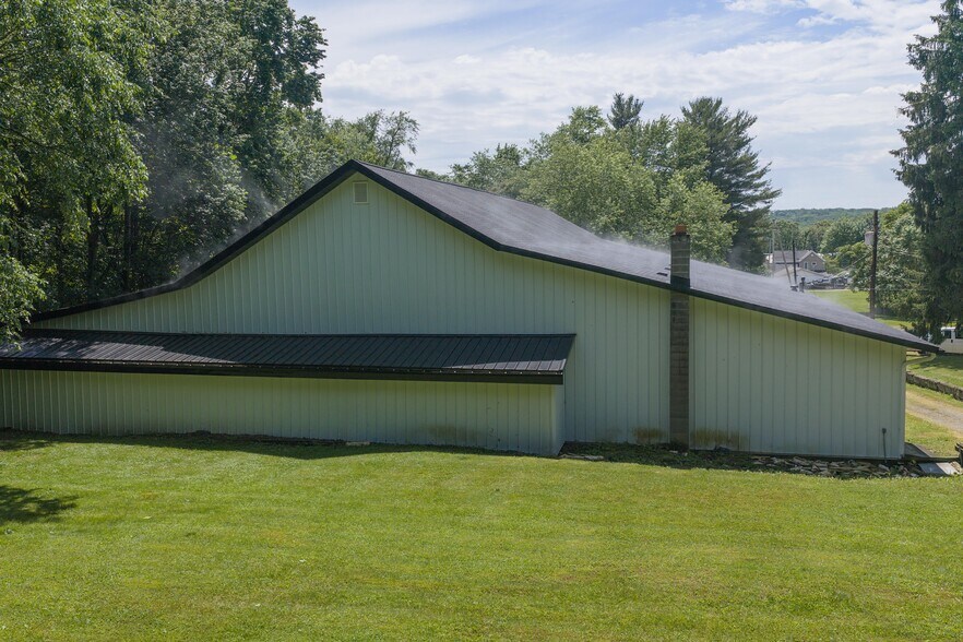 More Photos Of 6297 Columbia Rd NW, Dover Specialty For Sale