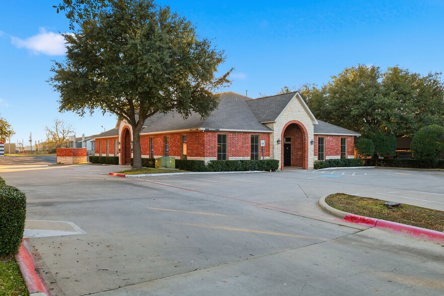 More Photos Of , Lewisville Office For Sale