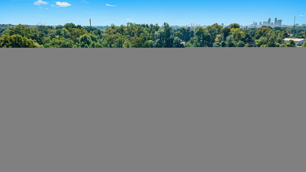 More Photos Of 2112 Hamburg Pike, Jeffersonville Warehouse For Sale